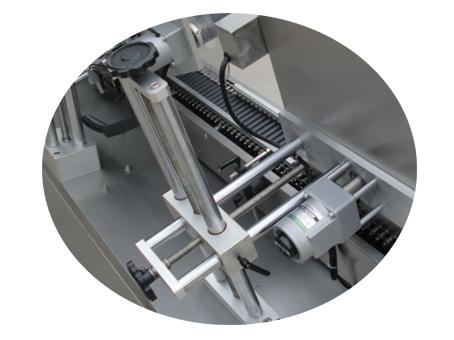 Машина за етикетирање папирне цеви на ваљку, самолепљива етикета налепница од ваљка