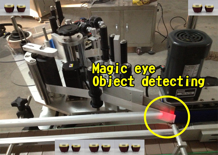 Кина машина за аутоматско наношење налепница за боце меда за вишенаменског добављача